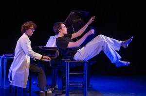 LE DERNIER DES IDIOTS 01